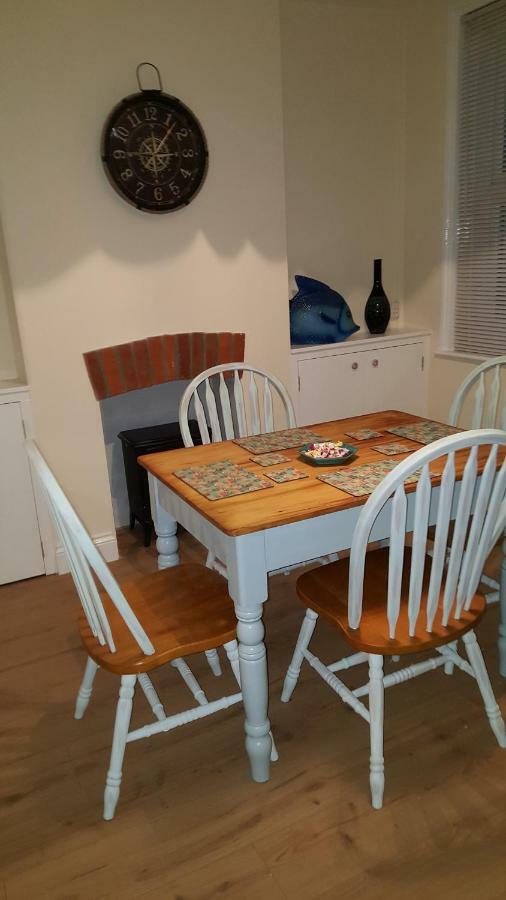 Chinwin Cottage 웨이머스만 외부 사진